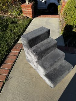 Dog Stairs Retail Over $100