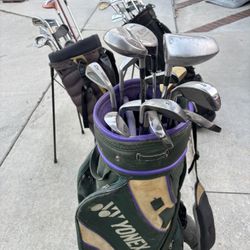 Golf Clubs with bags right handed