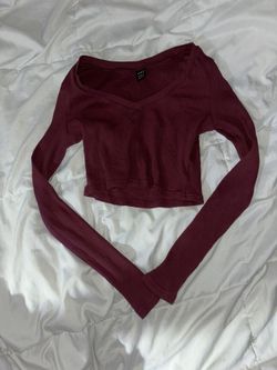 Deep Red Cropped V Neck Long Sleeve Top