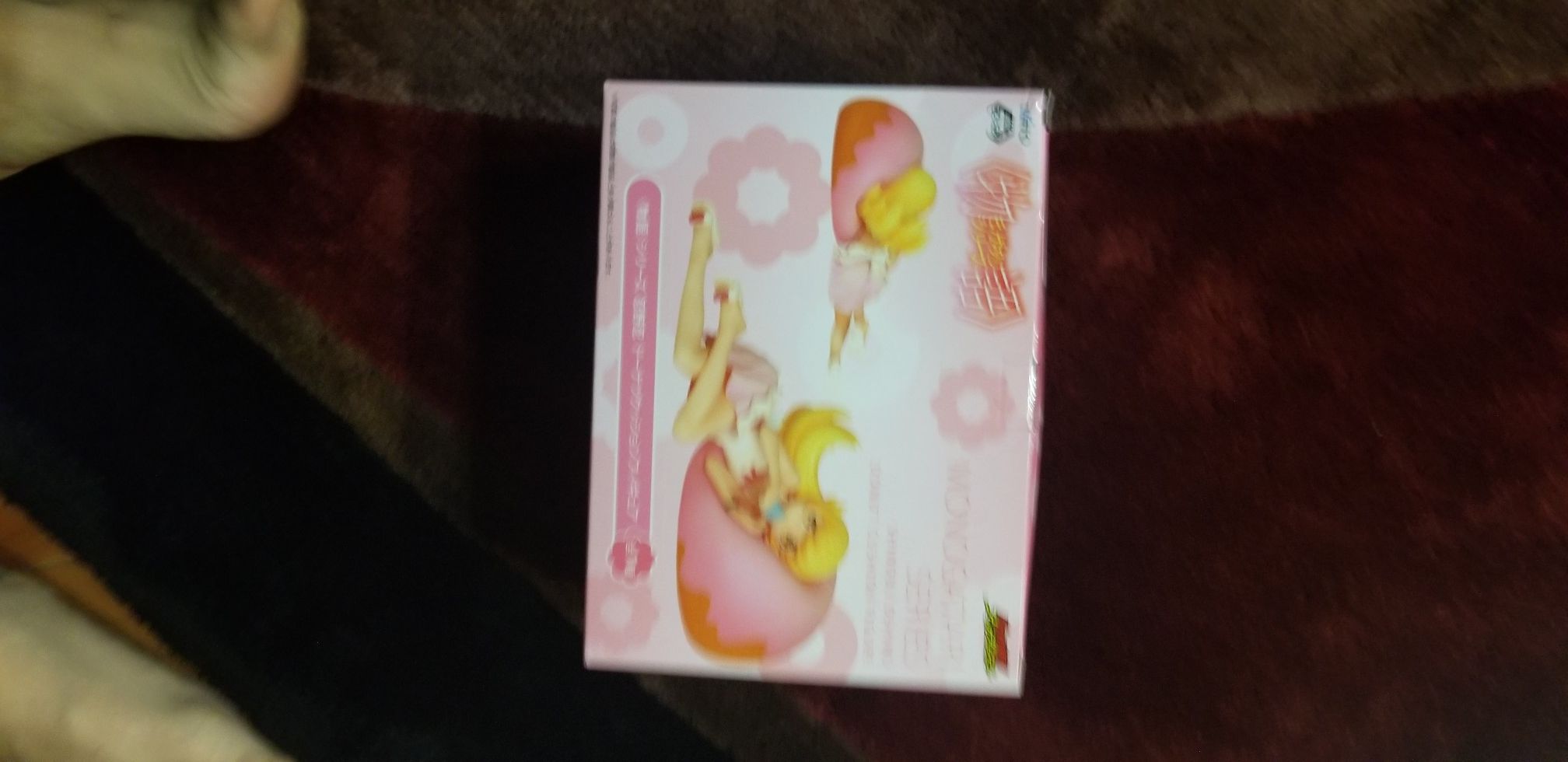 Monogatari anime figure toy display shinobu oshino donut
