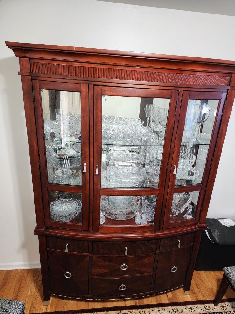 China Cabinet 