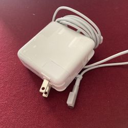 Apple Power Adapter