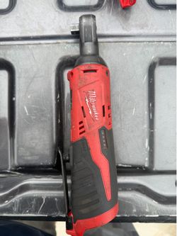 Milwaukee m12 3/8” ratchet