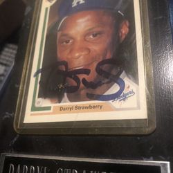 Darryl Strawberry Baseball Card 245 Autographed 