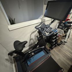 Myx Fitness Spin bike With Screen