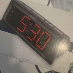 Clock radio