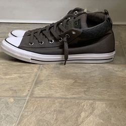 Men’s Mid Top Converse (Size 11)