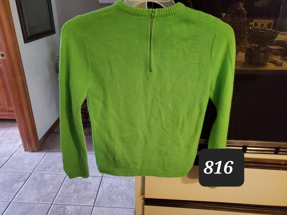 Green Sweater Top