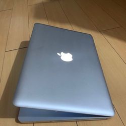 Apple MacBook Pro 13” I5/8GB/256GB SSD $140
