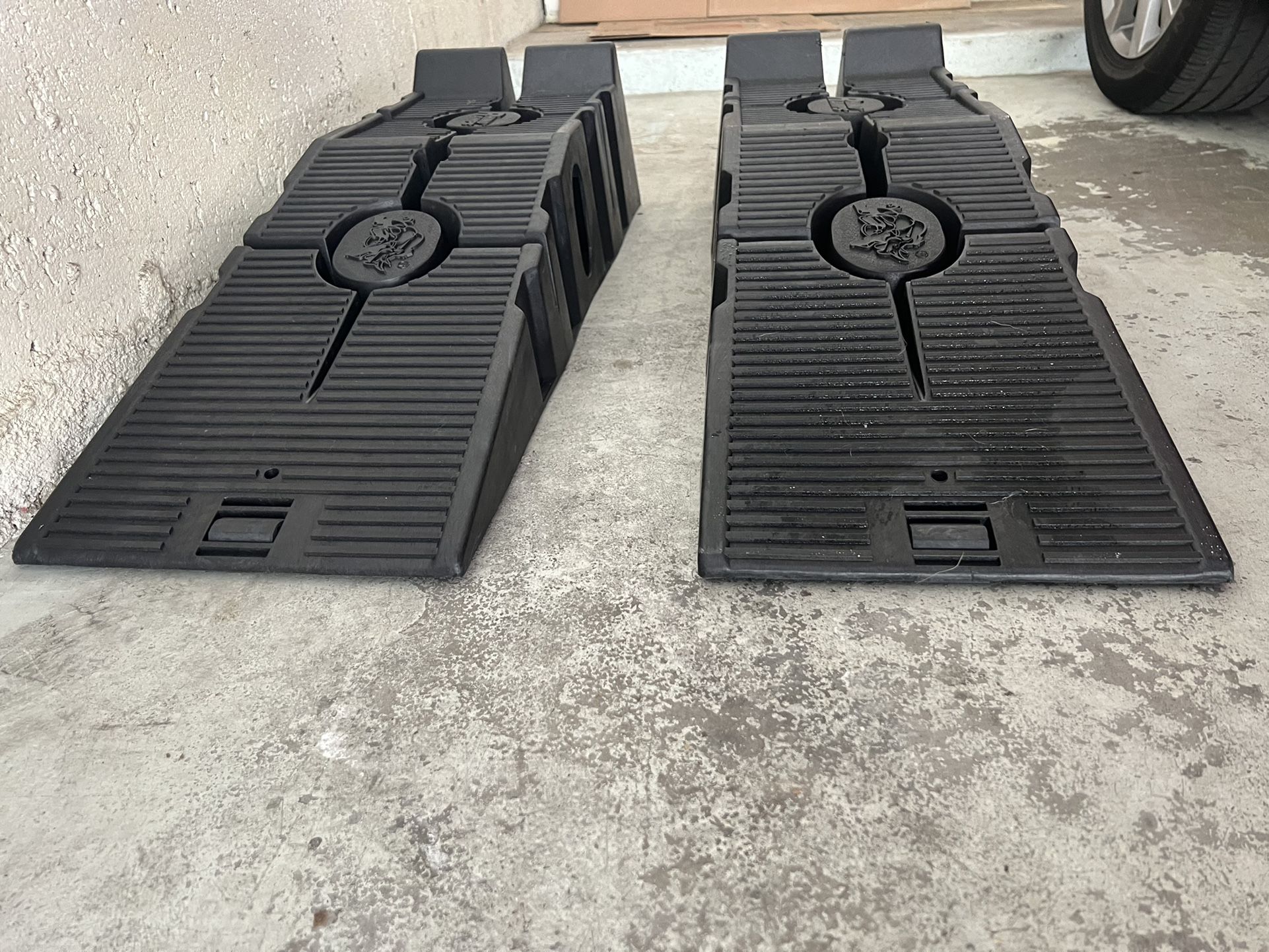 Rhino Ramps Vehicle Car Ramps Set Of 2