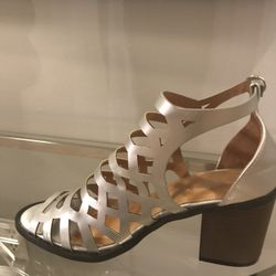 BRAND NEW SILVER OR BLACK SANDALS BLOCK HEELS NWB.