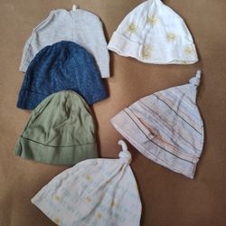 Free Infant Beanies 