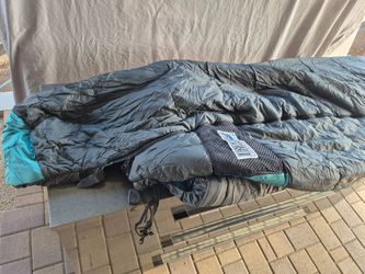 EVEREST ELITE CLASSIC by slumberjack, adult sleeping bag in very good condition