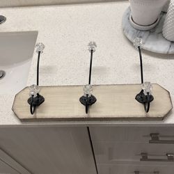 Sturdy Purse Hanger