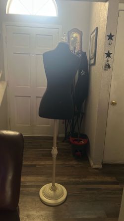 Torso mannequin