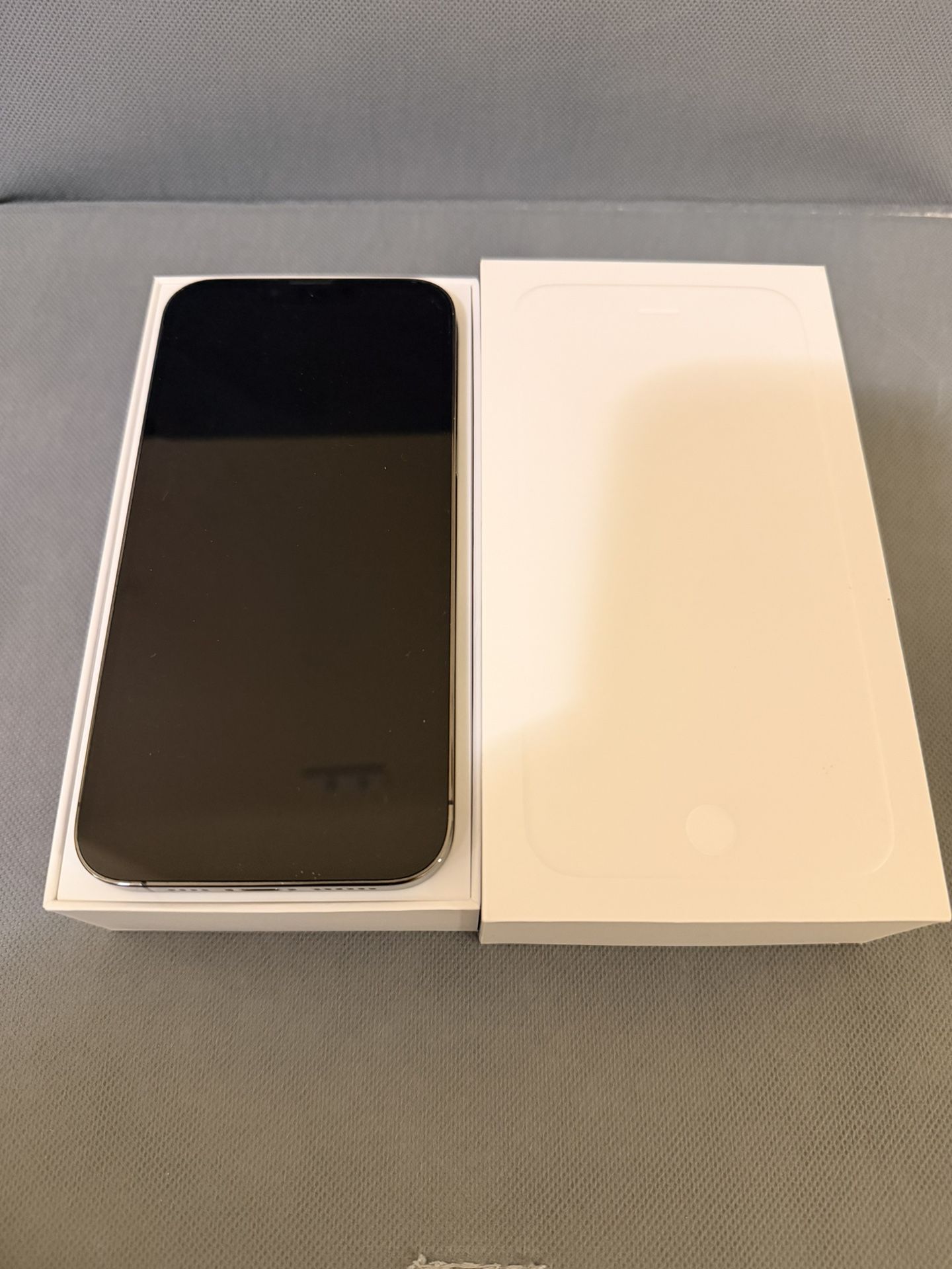 iPhone 13 Pro Max 128GB β Graphite (Unlocked) β Excellent Condition