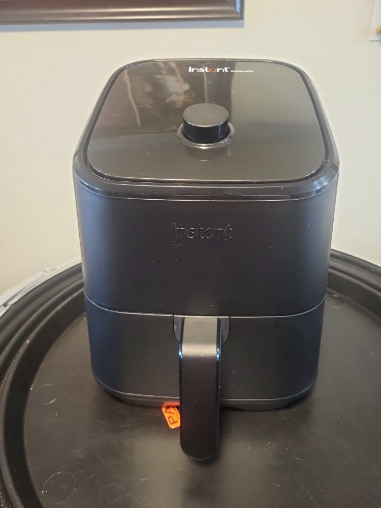 Brand new instant Vortex Mini