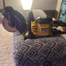 Dewalt 9”  Cutting Saw DCS690