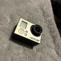 Go Pro Hero 3 + With 64gb Sd Card 