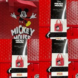 Oxxo Mickey Mouse Disney cooler