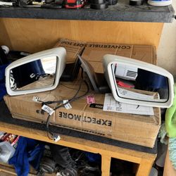 Set Of Side Mirrors Benz  250 Or C300 All Ar The Same 2007 And Up To 2014