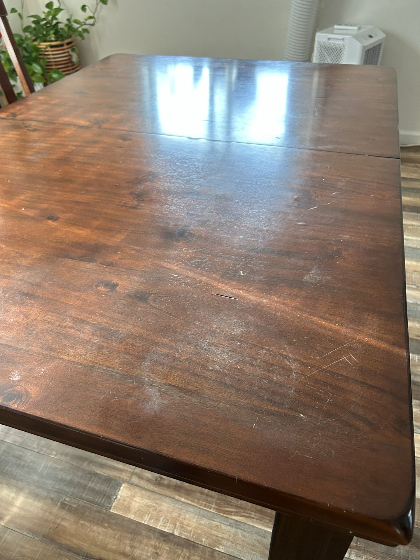 Free Table