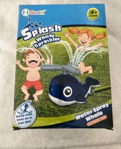 Sprinkler Whale Water Sprayer Toy New