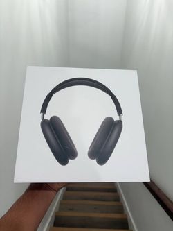 Apple AirPods Max Headphones