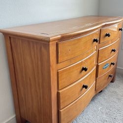 Dresser - Perfect Refinishing Project
