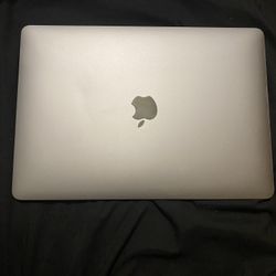 MacBook Air 13.3 inch 