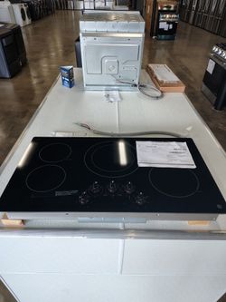 GE 36" Built in Knob Control Electric cooktop