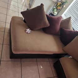 Loving Room Couches 3 Piece!