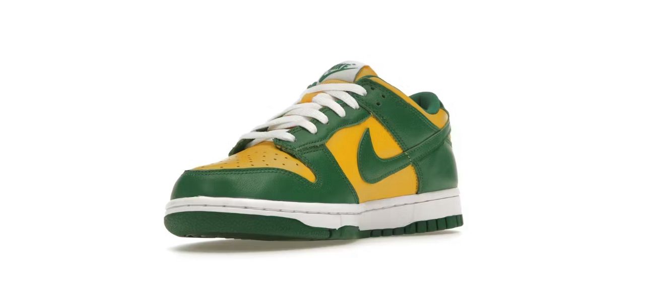 Nike Dunks Brazil (Oregon Ducks) Size 13 DS