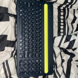 Bluetooth Keyboard 
