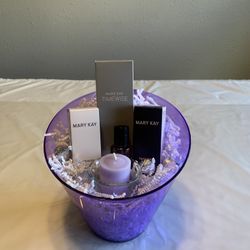 Mother’s Day Gift Basket 15