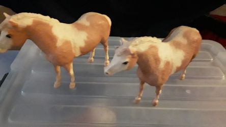 Vintage Pair of Horses