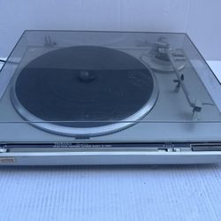 Vintage Technics SL-Q200 Turntable Automatic Direct Drive Silver (Quartz) 