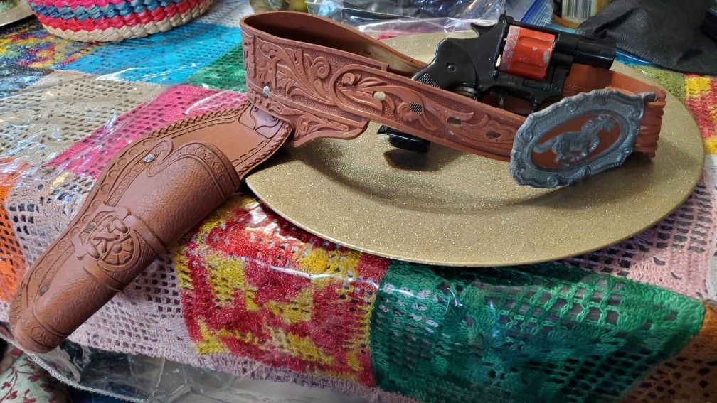 Vintage Toys Lot #2 1978 CBS Rubber Belt Long Ranger