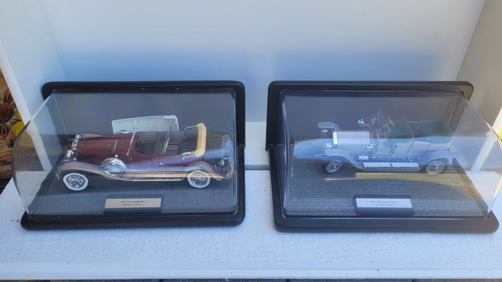 Franklin Mint
+1
This is a Franklin Mint 1:24 scale diecast 1930 Duesenberg 1907 Rolls Royce