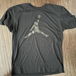 Jordan Shirt XL - Almost New