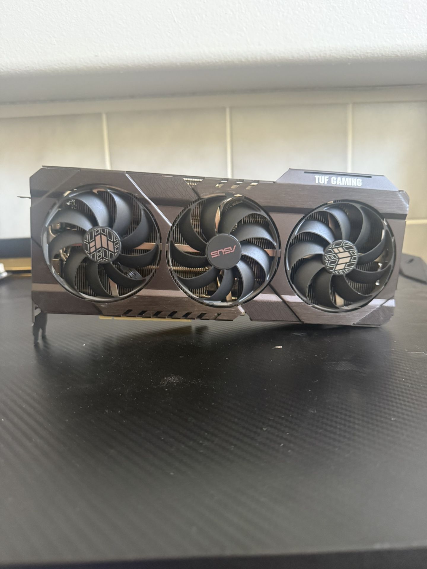 ASUS TUF Gaming RTX 3090 – 24GB GDDR6X Beast GPU