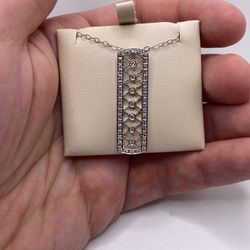 Stunning Diamond & Gold Necklace (0.40. C.t) Cert!
