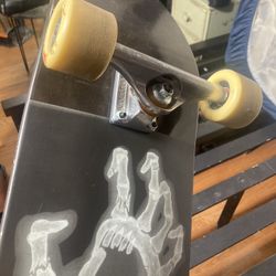 Pro Skateboard. Like New Santa cruz