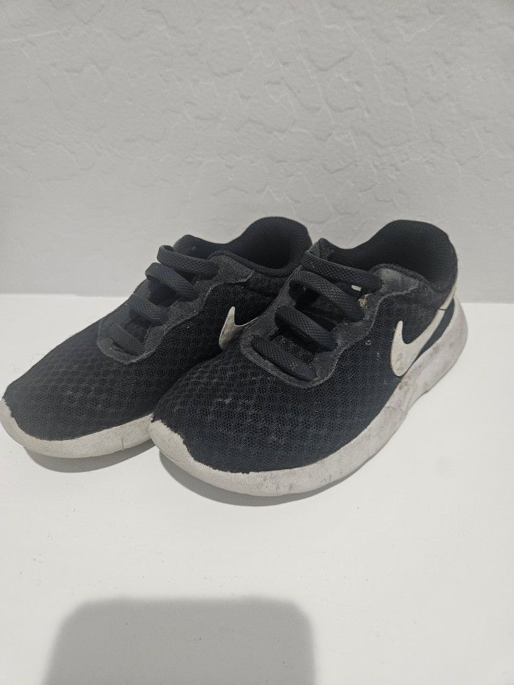 Boys Nike Shoes
