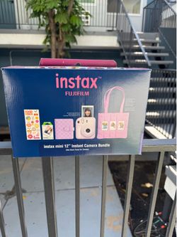 Instax mini 12 bundle