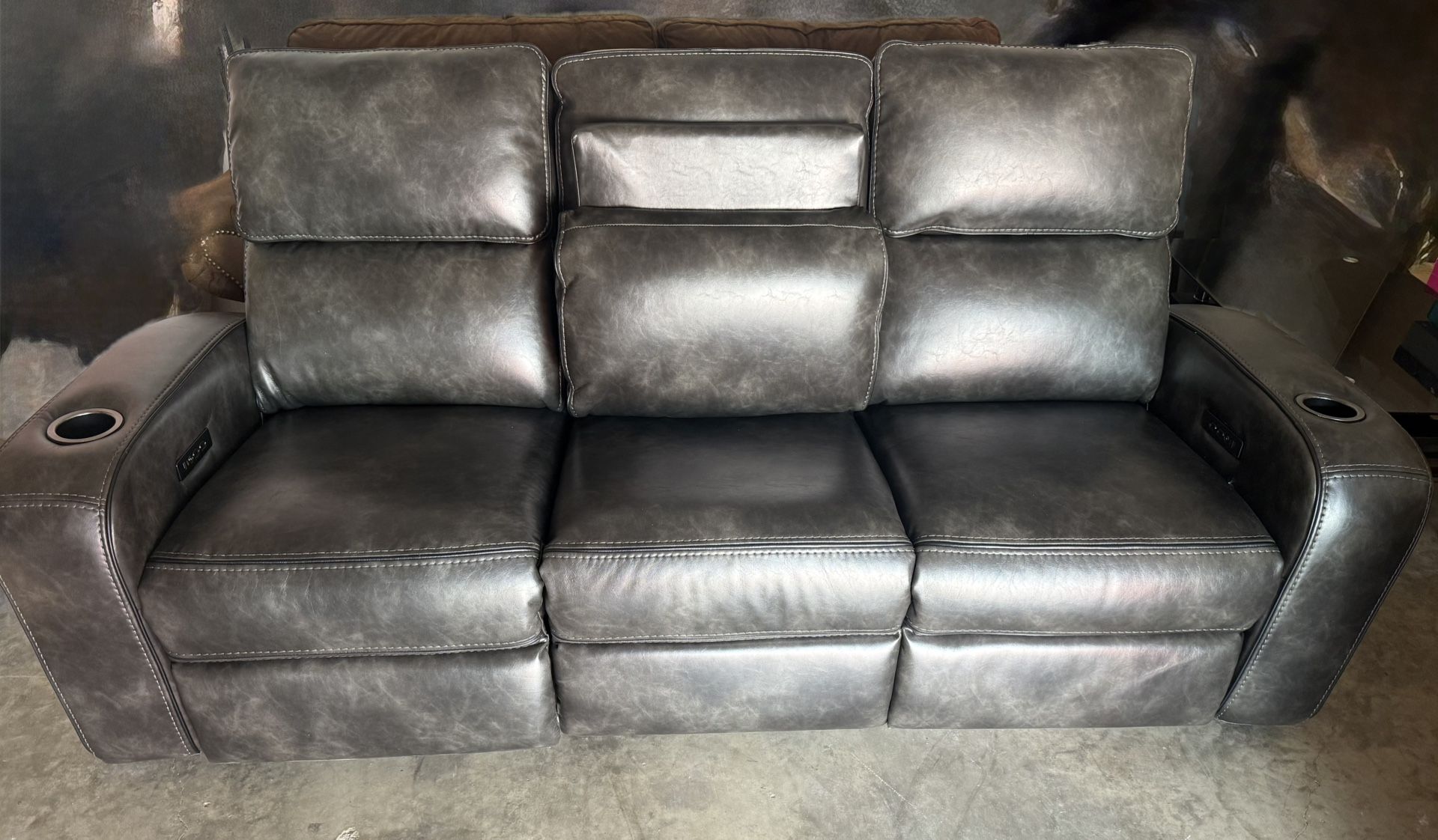 Like New Gray Leather Magellan Dual Power Recliner Sofa 