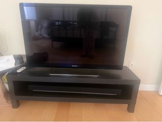 Sony TV with stand - 40”