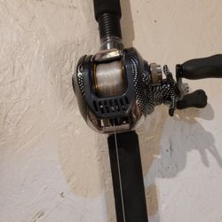 Lie Yu Wang  LA12+1  6:3.1 Gear Reel On A Master SPECTRE 7ft MH Rod