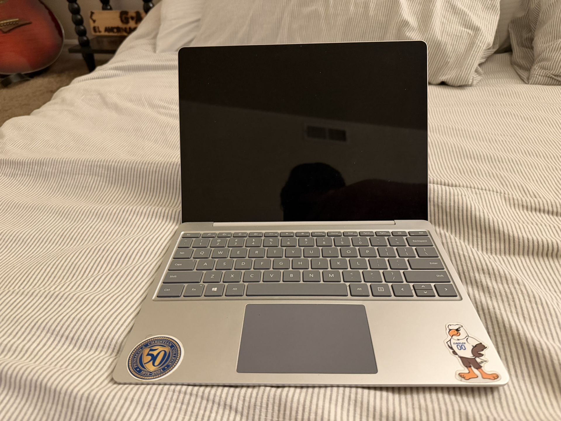 Microsoft Surface laptop Go
