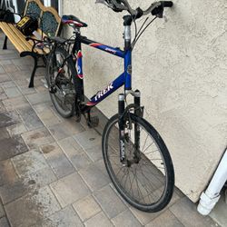 Trek 4500 Alpha Mt. Bike City Bike Hybrid Bike 26” Rims Xl Frame. 